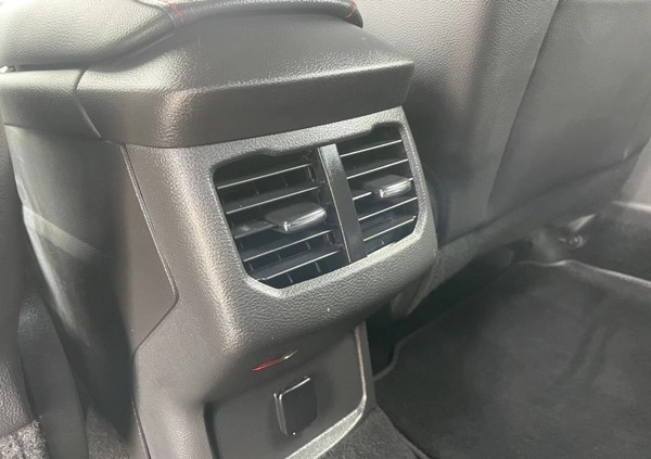 Ford Mondeo cena 78900 przebieg: 104000, rok produkcji 2019 z Czarnków małe 781